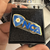 HUY HIỆU KIM LOẠI